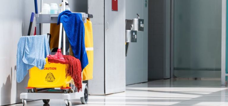 5 Ways Custodians & Cleaning Staff Can Prevent Spine Injuries